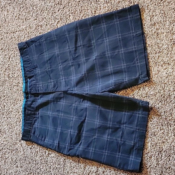 Men's Casual Shorts - Picture 1 of 4